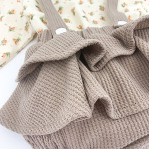 Waffle frill bloomers come as part of our set for baby girls. Girls collections exclusive to Bel Bambini baby boutique.