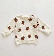 Load image into Gallery viewer, Teddy bear printed baby clothing, we have the cutest teddy bear set for babies and toddlers,. Shop our unique baby clothing stryles online at Bel Bambini. Free shipping on orders over £80.