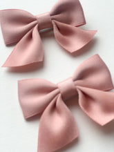 Load image into Gallery viewer, Satin hair bows for girls come in a pack of two. Pretty styles and pretty hair to compliment your stylish tots outfits. Perfect for the festive season.