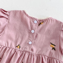 Load image into Gallery viewer, Three buttons feature down the centre back. Baby and toddler clothing and accessories at Bel Bambini baby boutique based in UK. 