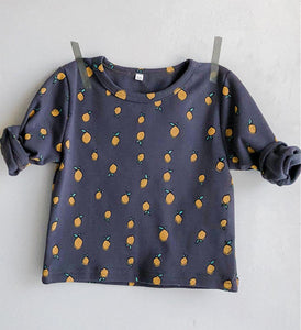 Lemon printed top in charcoal available in a set complete with leggings for babies and toddlers. Legging sets for girls and sets for boys at Bel Bambini baby clothing boutique. Based in the UK.
