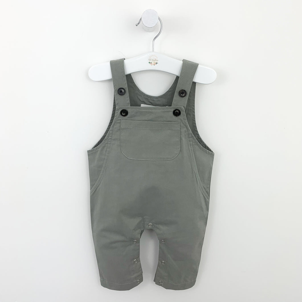 Baby boys dungarees and dungarees for toddlers. Hardwearing dungarees that are perfect for playing and looking super cute.