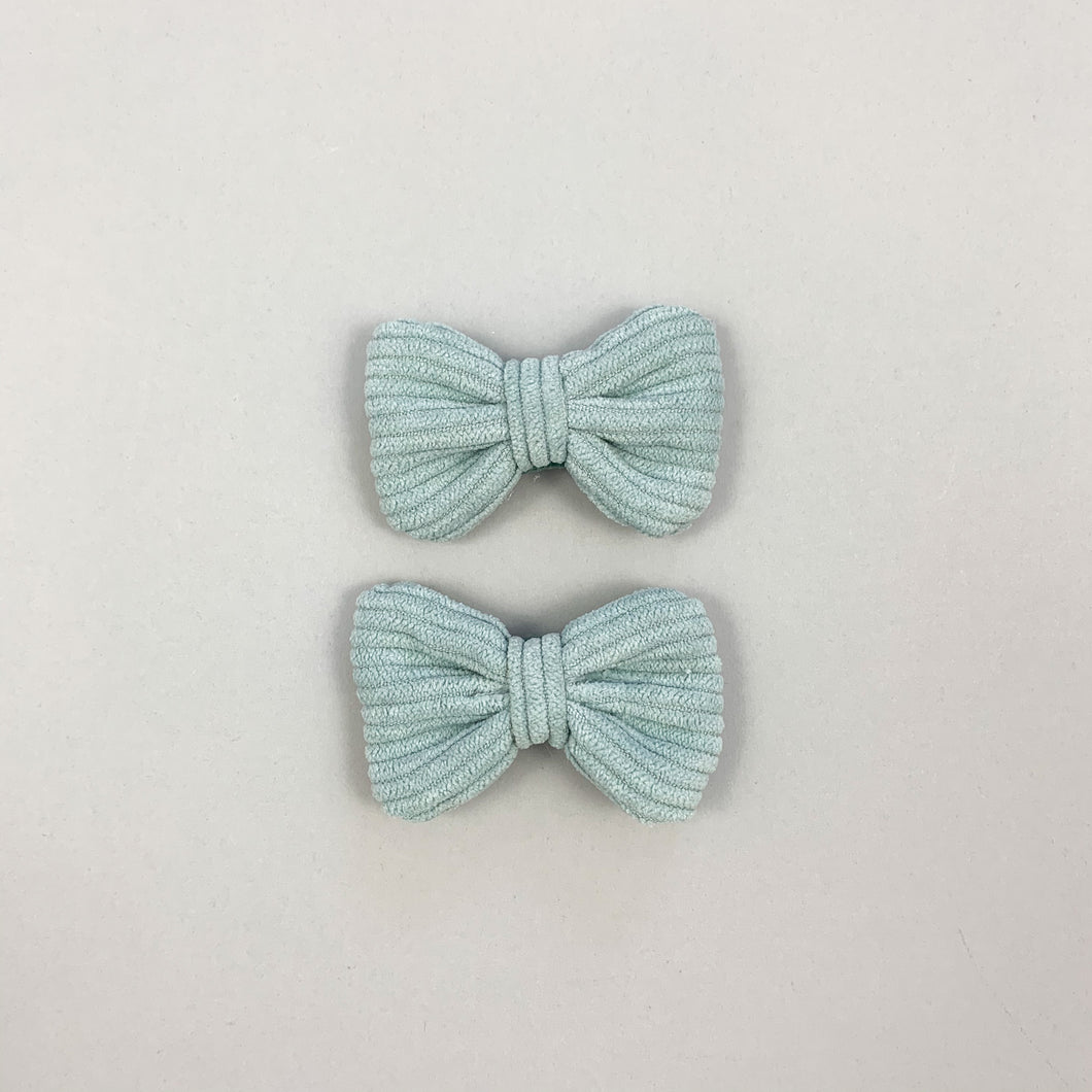 Baby girl hair clips. Accessories for girls, toddler hair clips and accessories. Bow hair clips for little girls exclusive to Bel Bambini