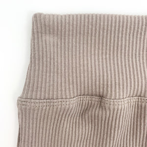 Comfy leggings/ casual pants for babies age 0-24 months. Ribbed cotton fabric in a soft taupe shade. Great everyday comfy baby pants.