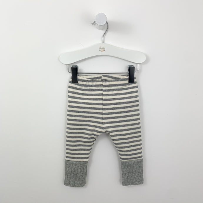 Grey striped leggings for baby and toddler boys 0-2 years. Super soft and comfortable, rib cuff in grey to the bottom of the leg. These leggings are for everyday wear for little ones and for for rolling around in with the soft and stretchy fabric base. Elasticated waistband for an extra comfortable fit